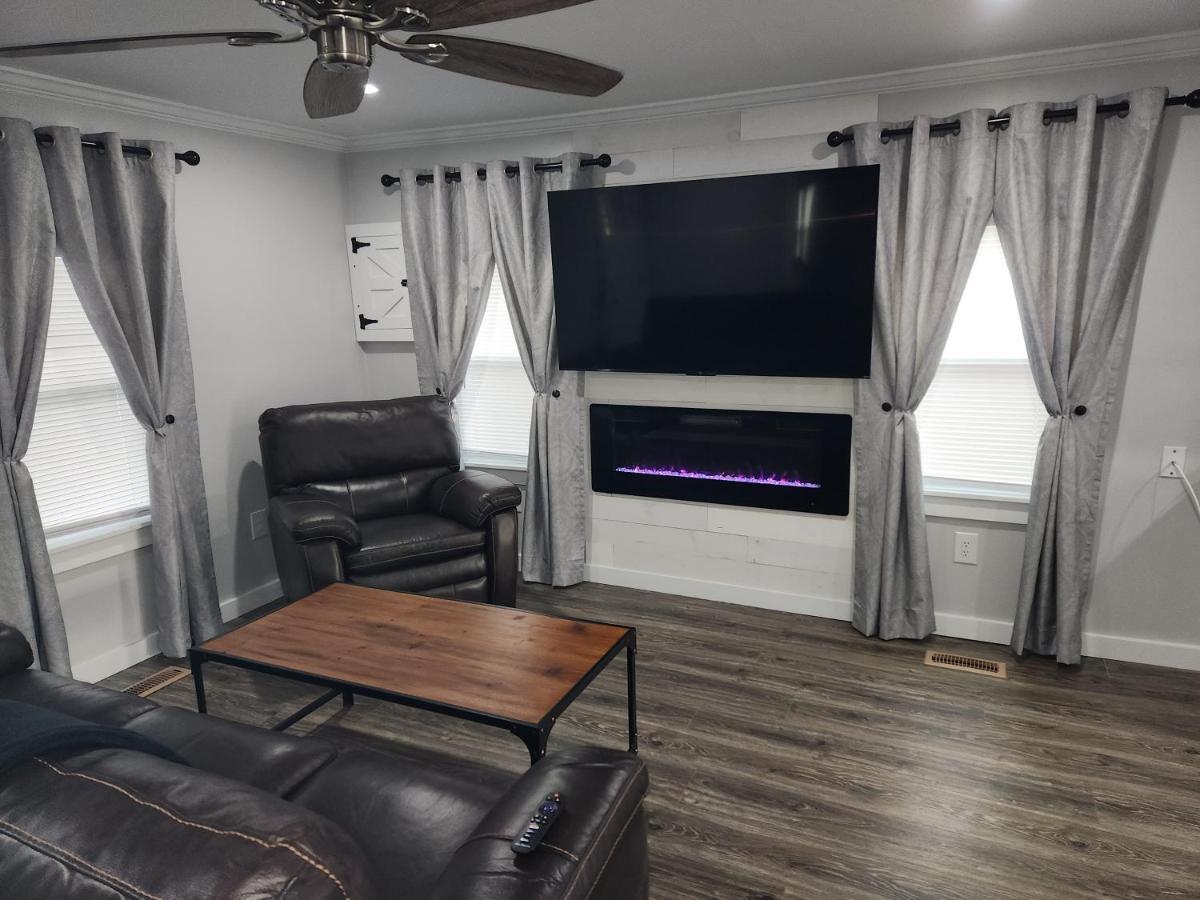 Villa Coastal Getaway Morehead City Esterno foto